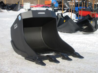 Niskakangas Djupgrävningsskopa 1400mm 1500L S80 28-35ton