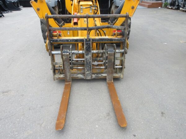 JCB Hydrauliset trukkipiikit 4ton 120/100cm PIN JCB Q-fit - Image 2
