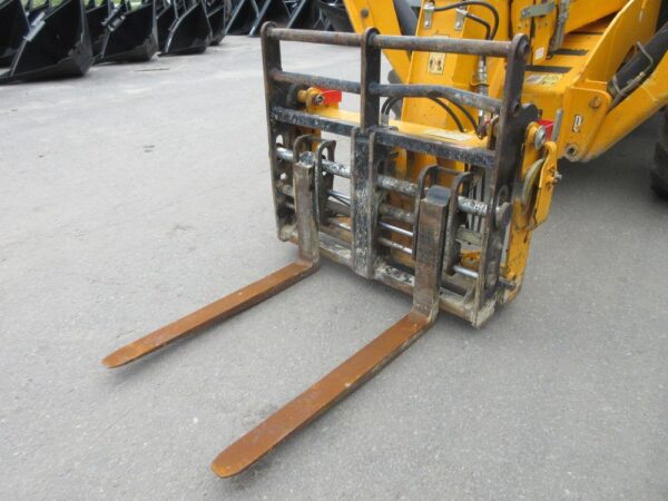 JCB Hydrauliset trukkipiikit 4ton 120/100cm PIN JCB Q-fit - Image 3