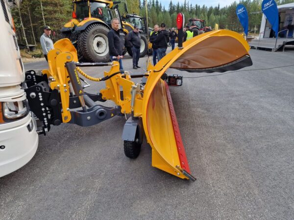 Vuomet 14H Diagonal Plow 427cm Aurapuskuri - Image 7