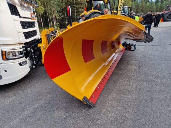 Vuomet 14H Diagonal Plow 427cm Aurapuskuri - Image 8