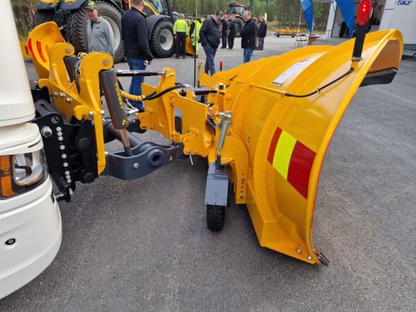 Vuomet 14H Diagonal Plow 427cm Aurapuskuri - Image 9