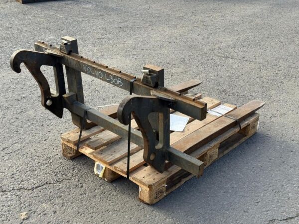 Volvo Pallgafflar 2500kg 135cm/120cm Volvo L30 - Bild 5