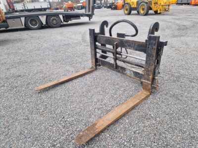 Kyrön Takomo Hydrauliset trukkipiikit JCB Q-fit