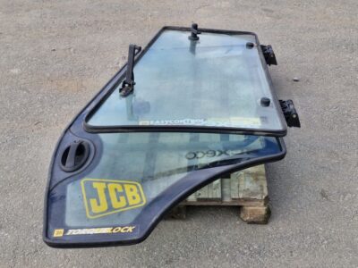 JCB backhoe loader 4CX ECO door